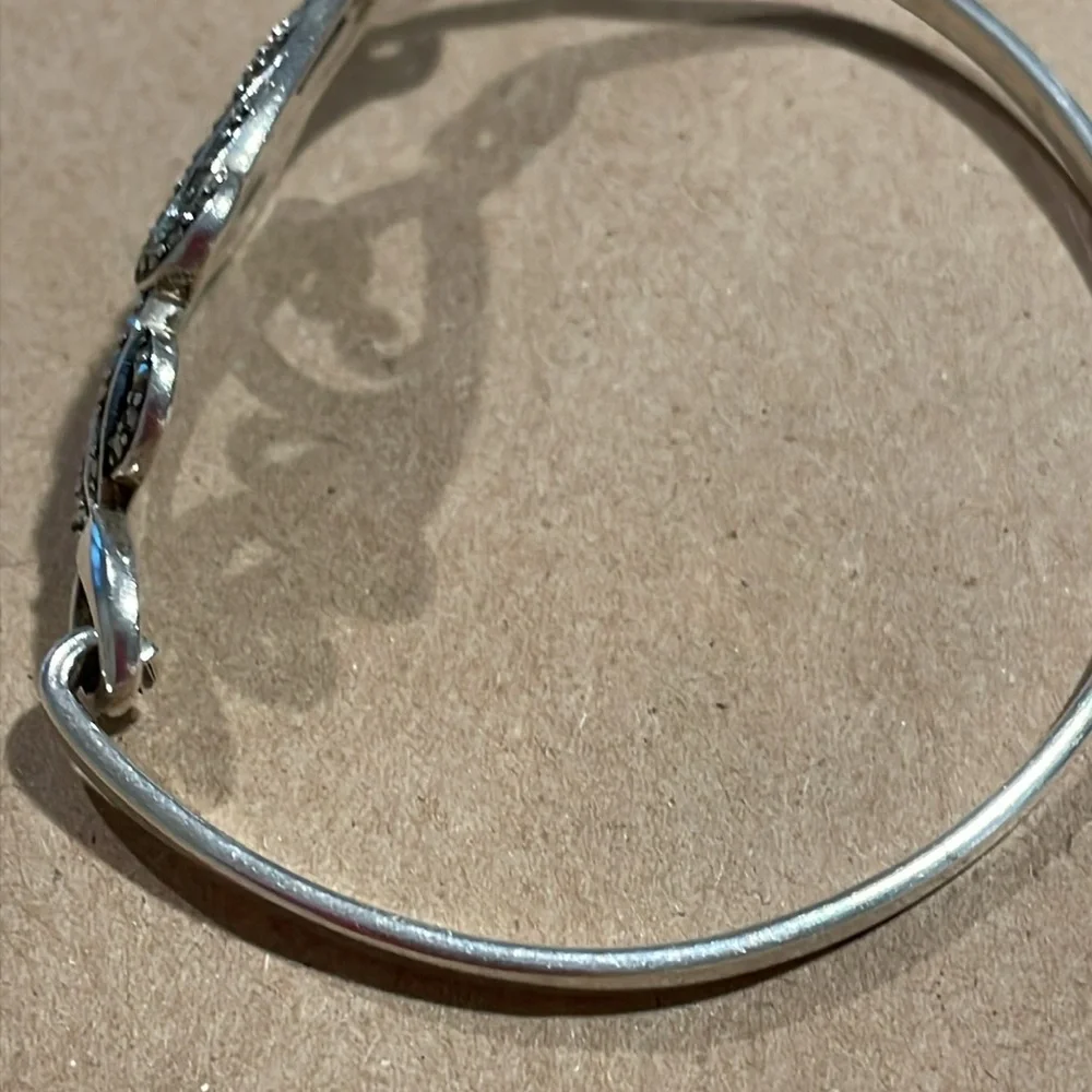 Vintage Suspicion 925 Sterling Silver & Marcasite Swirls Tension Bangle Bracelet